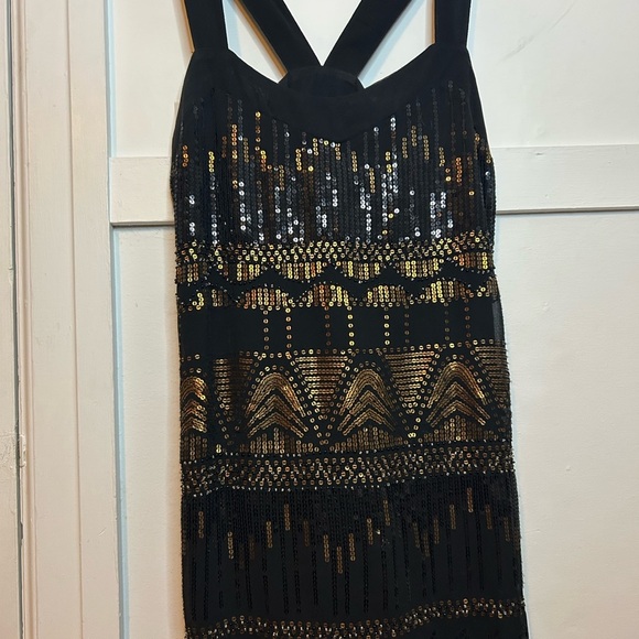 Forever 21 Y2K Elegant Black and Gold Sequin Mini Dress - Picture 3 of 3
